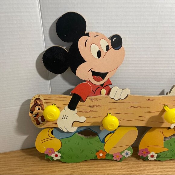 Vtg Walt Disney Productions Mickey Donald Wooden Wall Coat Rack w 4 Hooks 1982 - Picture 2 of 8